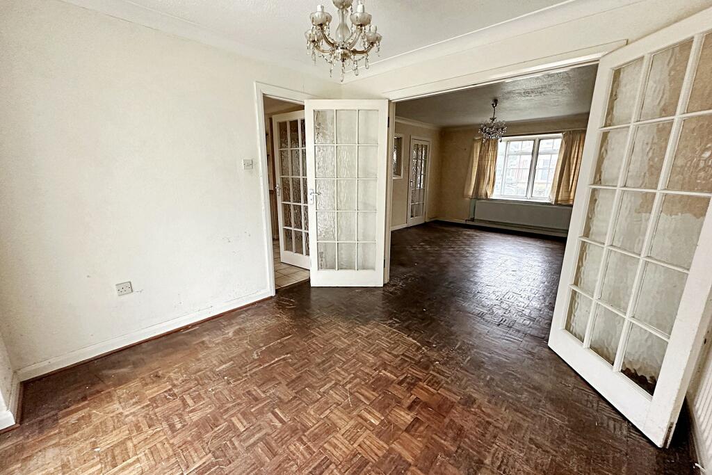 Additional image 2 of Queens Park