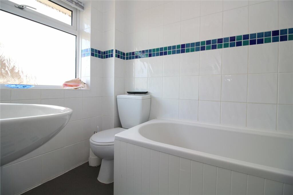 Additional image 7 of Albert Road, New Milton, Hampshire, BH25