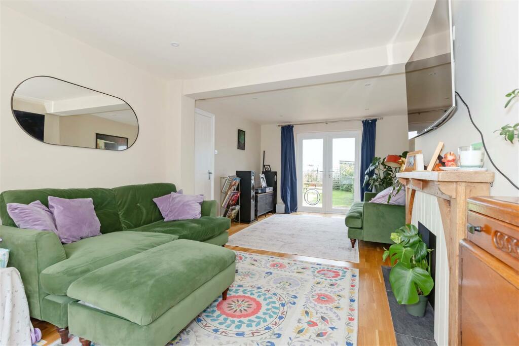 Additional image 15 of Nelson Row, Arundel