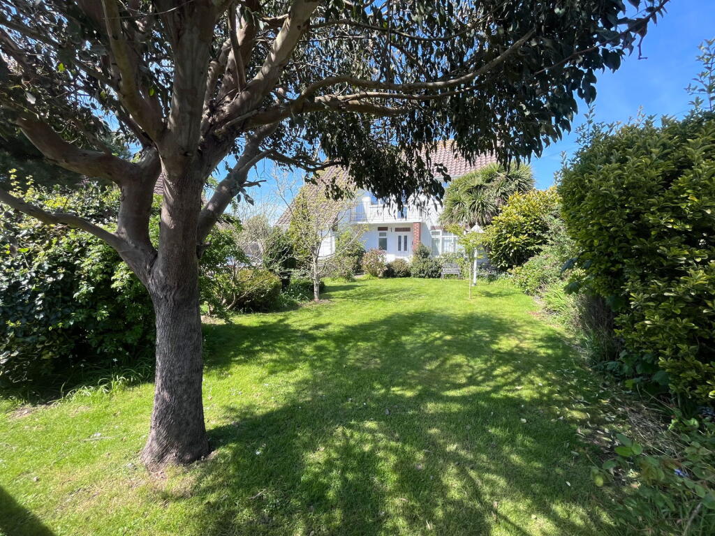 Additional image 22 of Oval Waye, South Ferring, West Sussex, BN12