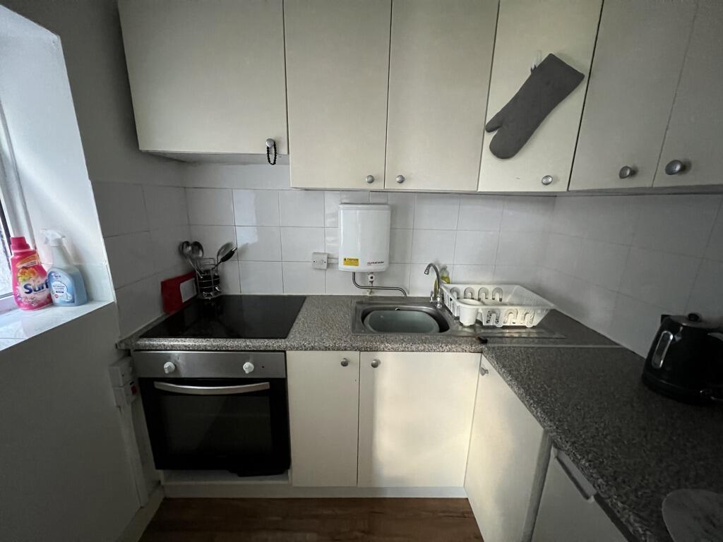 Additional image 6 of Flat 10, Harkwood Court, 179 Bournemouth Road, Bournemouth, Dorset