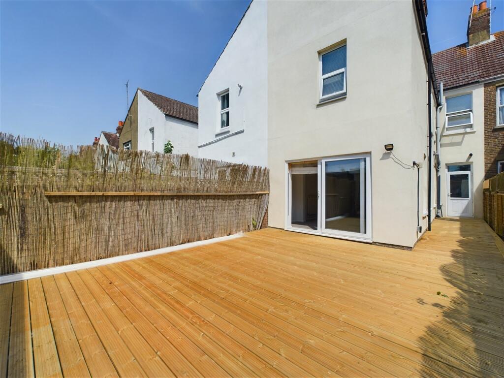 Additional image 18 of Pavilion Road, Worthing BN14 7EE