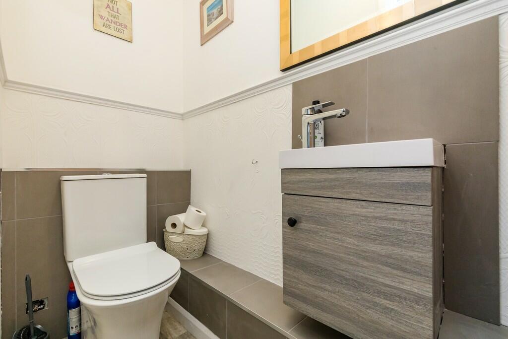 Additional image 4 of Flat 4, 8 Portland Place