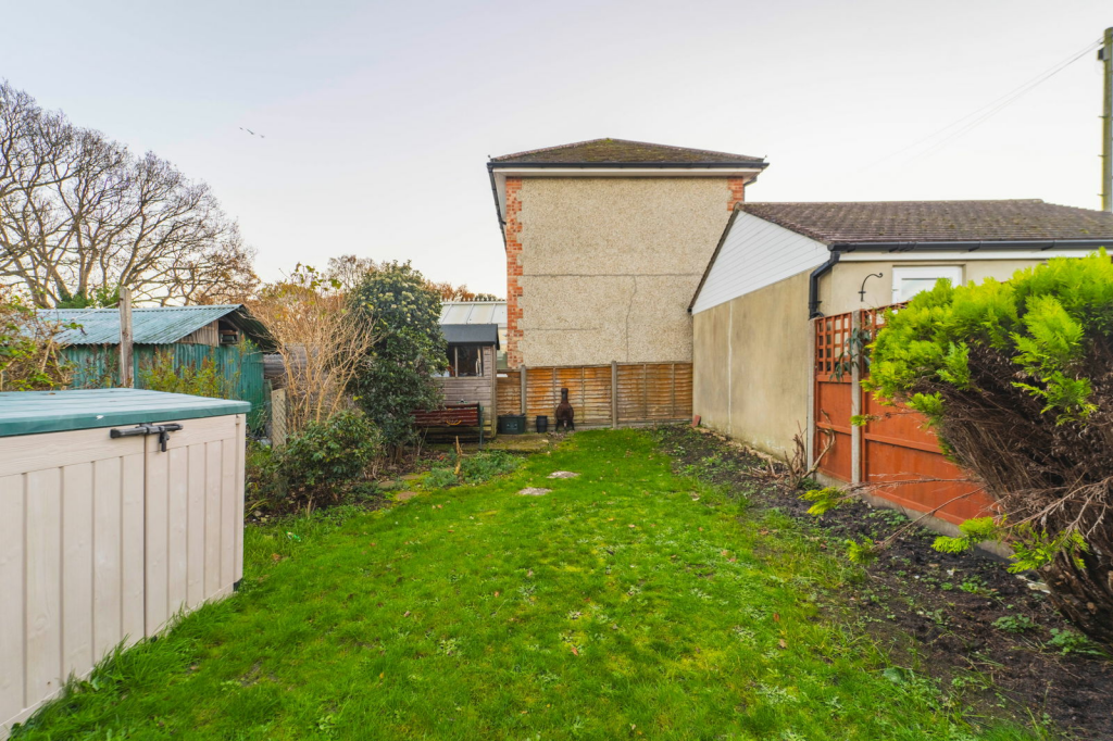 Additional image 5 of Brisbane Road, Christchurch, BH23 2HP