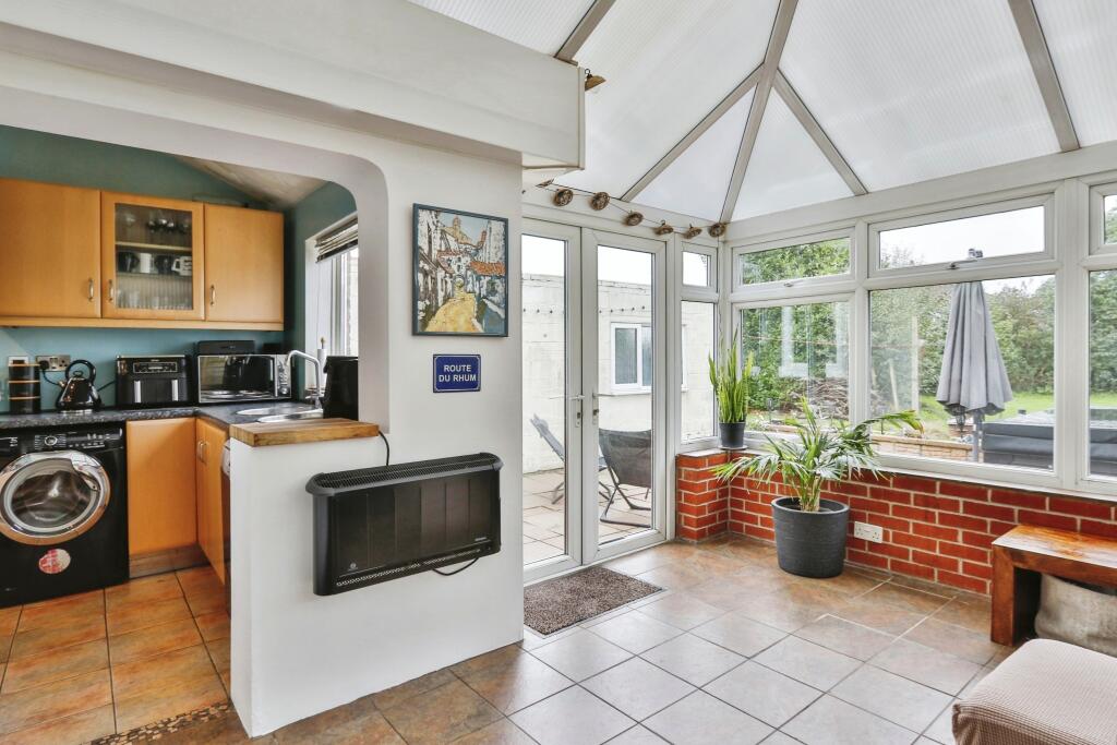 Additional image 9 of Mossley Avenue, Poole, BH12