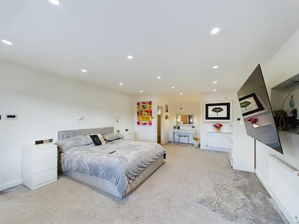 Additional image 29 of The Highgrove, Heaton, Bolton, BL1