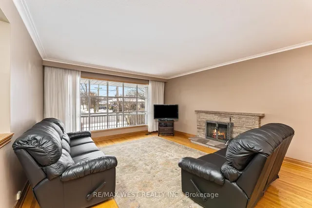 Additional image 8 of 56 Summitcrest Dr