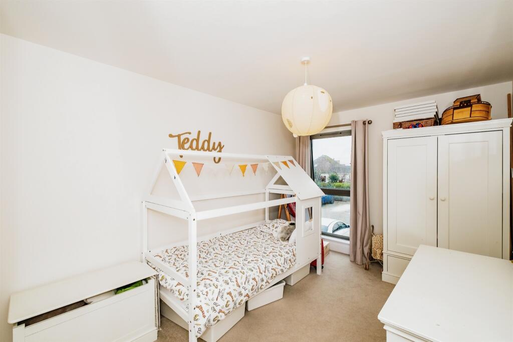 Additional image 15 of South Street, Lancing