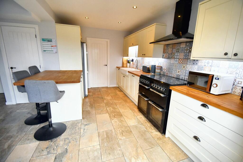 Additional image 8 of Burndale Drive, Bury, BL9