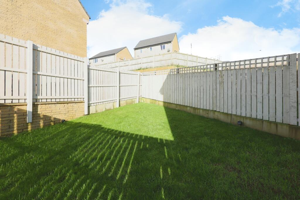 Additional image 3 of Dean House Gate, Bradford, BD15