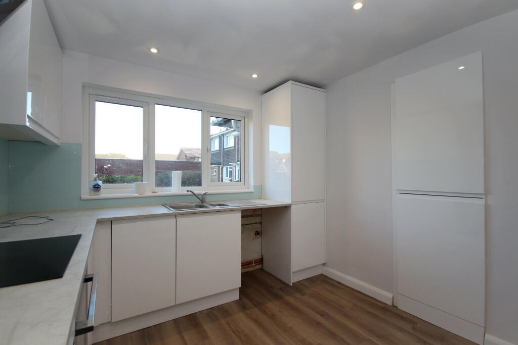 Additional image 4 of Davis Field, New Milton