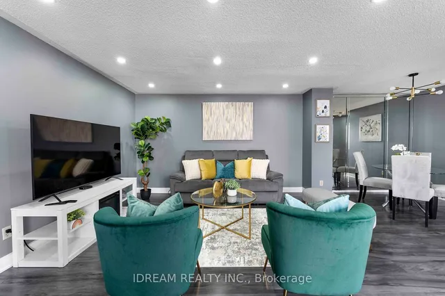 Additional image 10 of 3700 Kaneff Cres Unit Ph06