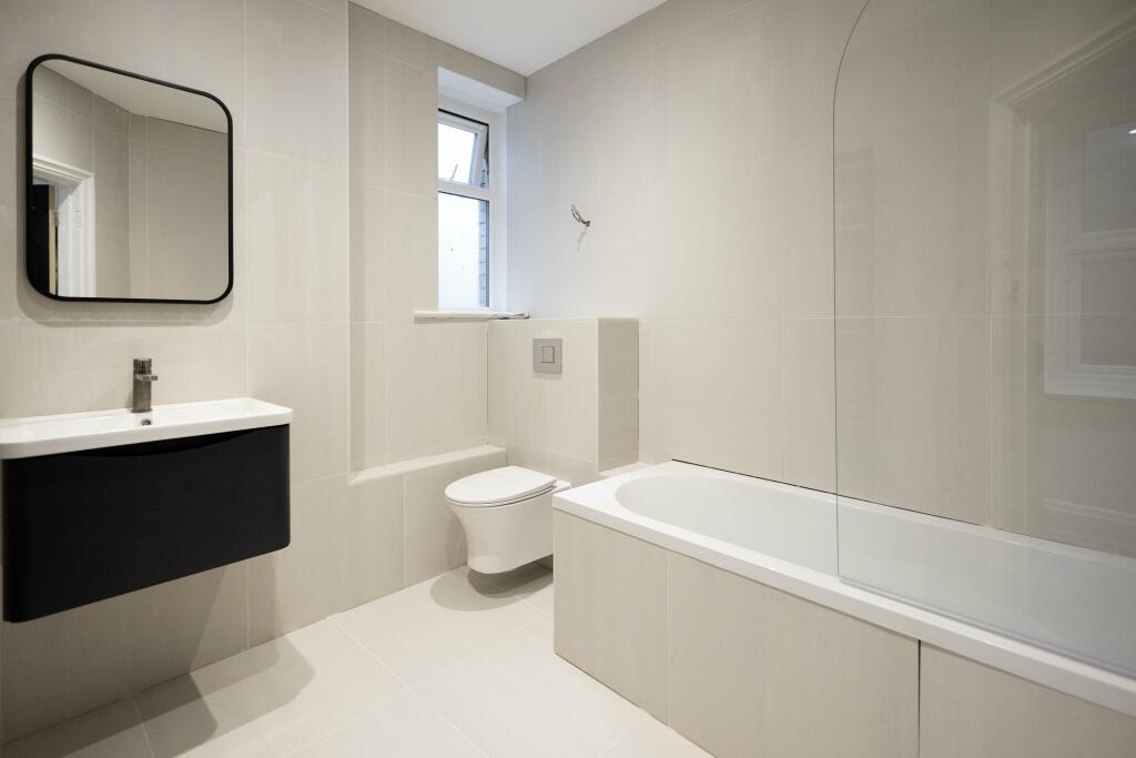 Additional image 4 of Richmond Hill, Bournemouth,