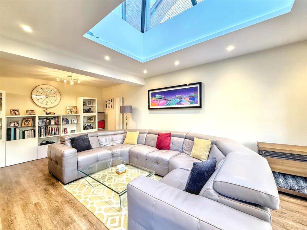 Additional image 31 of Cheviot Close, Worthing