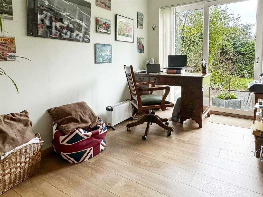 Additional image 14 of Meadow Way, Littlehampton