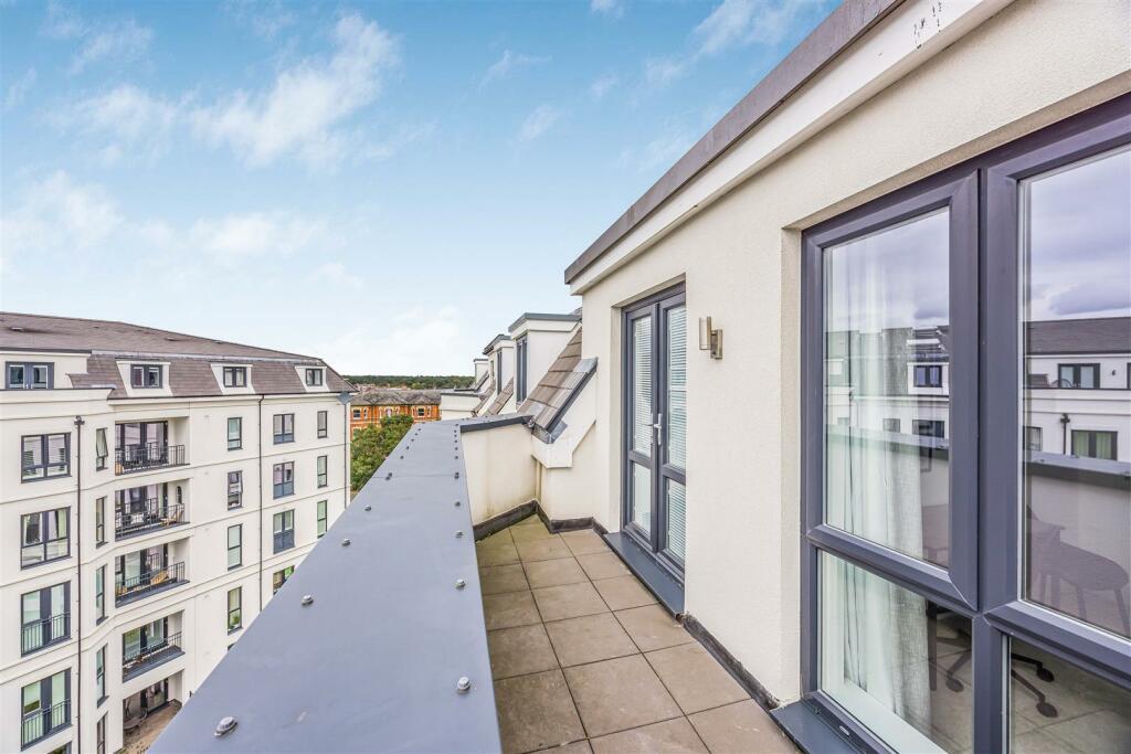 Additional image 18 of West Cliff Road, Bournemouth