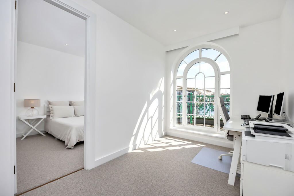 Additional image 20 of Trafalgar Gate, Brighton Marina Village