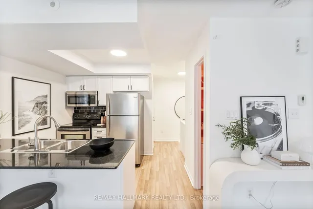 Additional image 9 of 8 Florence Wyle Lane Unit 3