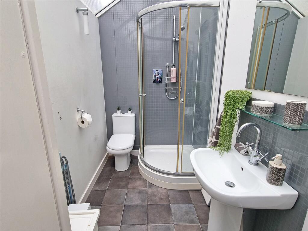 Additional image 8 of Gore Road, New Milton, Hampshire, BH25