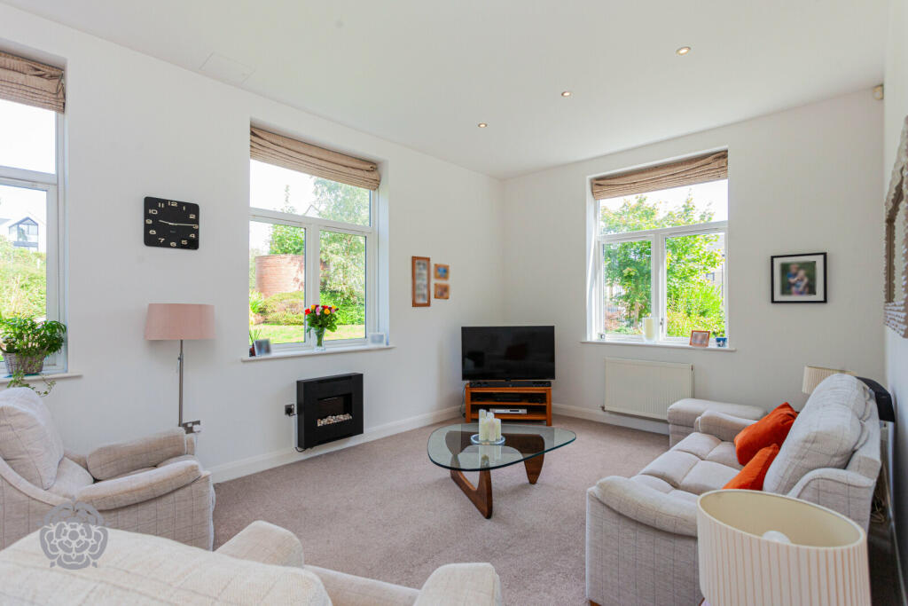 Additional image 4 of Kerry Hill, Hawkshaw, Bury, Greater Manchester, BL8 4GT