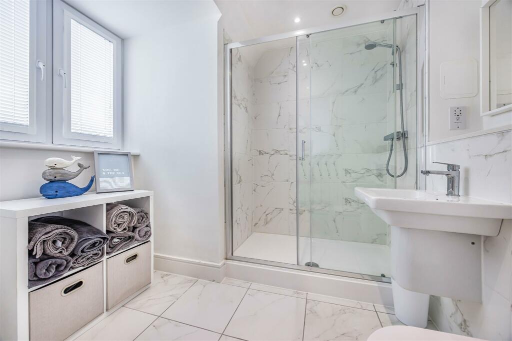 Additional image 13 of West Cliff Road, Bournemouth