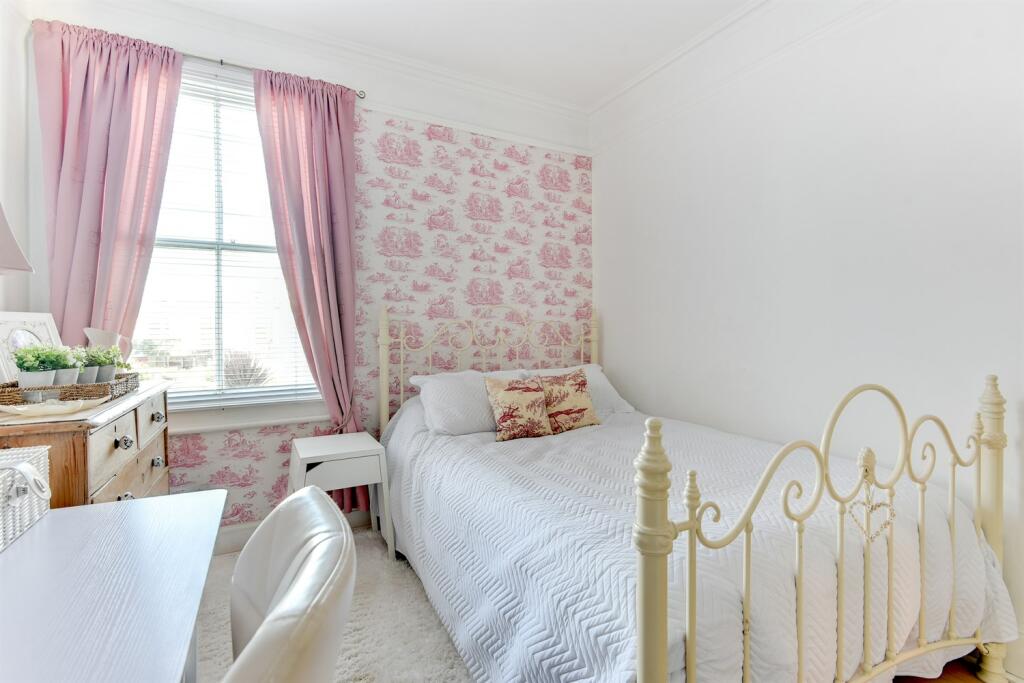 Additional image 26 of Westcourt Road, Worthing, BN14