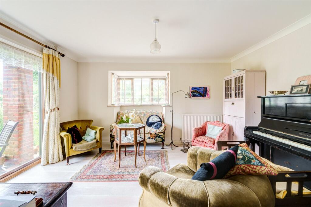 Additional image 19 of Courtlands Close, Goring-by-Sea, Worthing, West Sussex, BN12