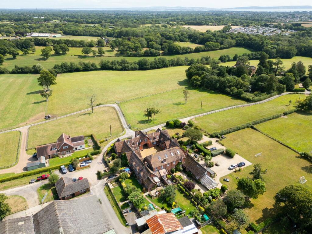 Additional image 58 of Ossemsley, Christchurch, BH23