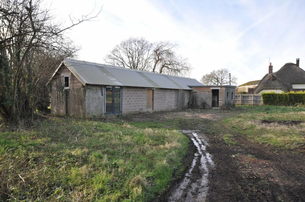 Lower Rowe, Holt, Wimborne, BH21