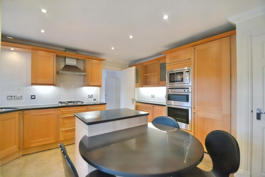 Additional image 7 of Alum Chine