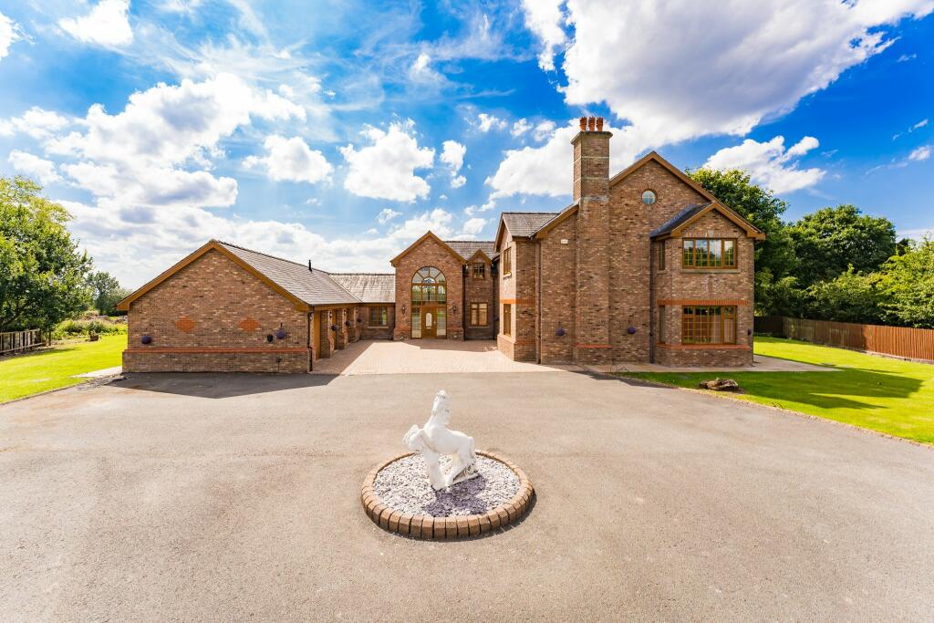 Additional image 53 of Dobb Brow Road, Westhoughton BL5 2AZ – Exceptional 7,806 sq ft Luxury Home on Expansive Grounds
