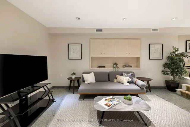 Additional image 33 of 98 Granby St