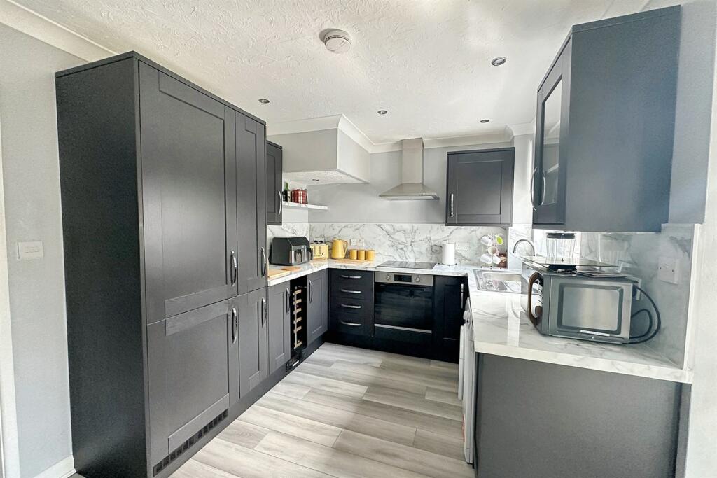 Additional image 15 of Verwood