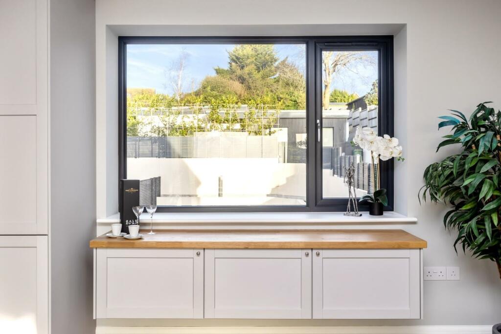 Additional image 17 of Warren Road, Brighton