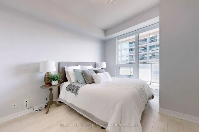 Additional image 10 of 2221 Yonge St Unit 2006