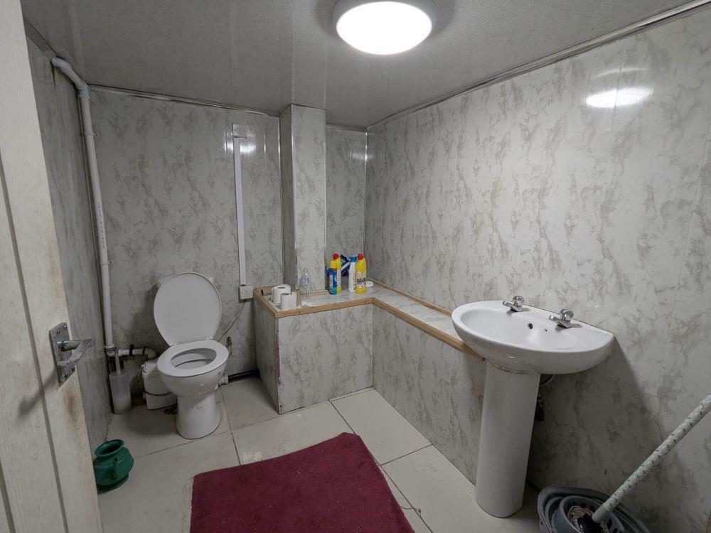 Additional image 7 of 585-587, Thornton Road Bradford, BD8 9RA
