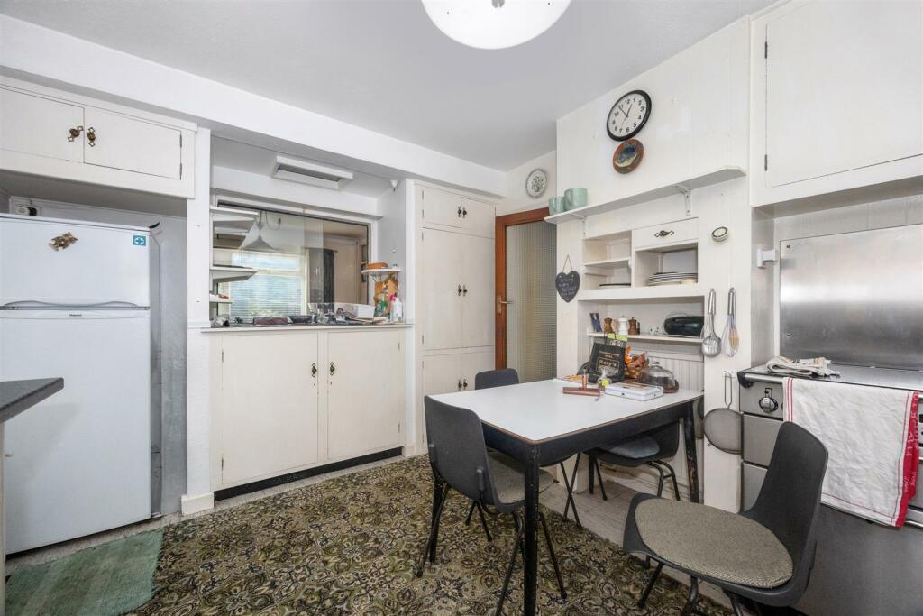 Additional image 8 of Surrenden Crescent, Surrenden, Brighton