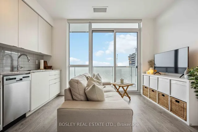 Additional image 3 of 101 Erskine Ave Unit 3006