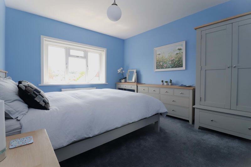 Additional image 16 of FIRST FLOOR APARTMENT WITH SEA GLIMPSES, A SHORT WALK FROM THE BEACH & TOWN CENTRE