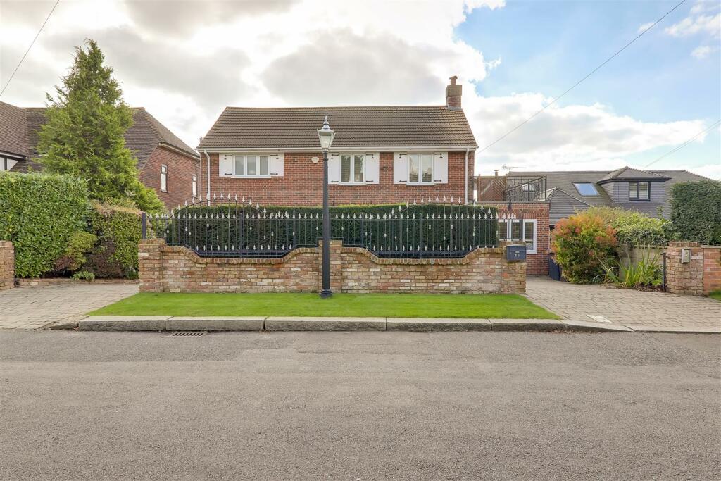 Additional image 32 of Hillside Avenue, Worthing