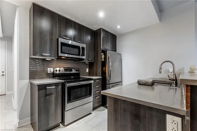 Additional image 6 of 150 Main Street West St Unit 715