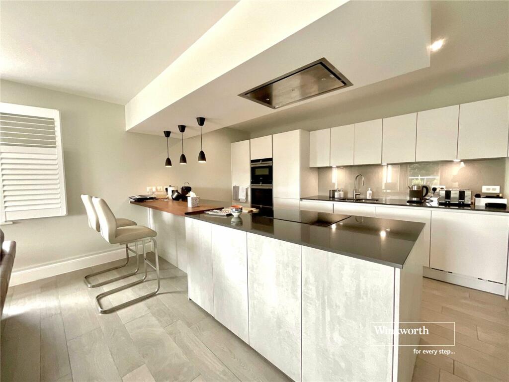 Additional image 4 of Barton Common Road, New Milton, BH25