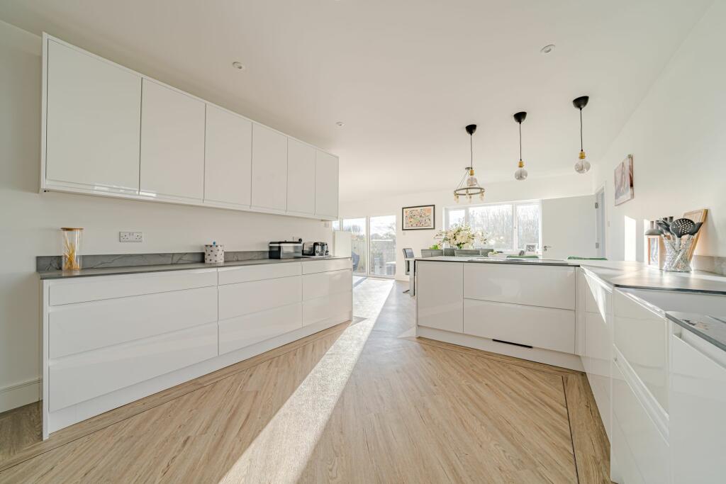 Additional image 4 of Burford Close, Christchurch, BH23