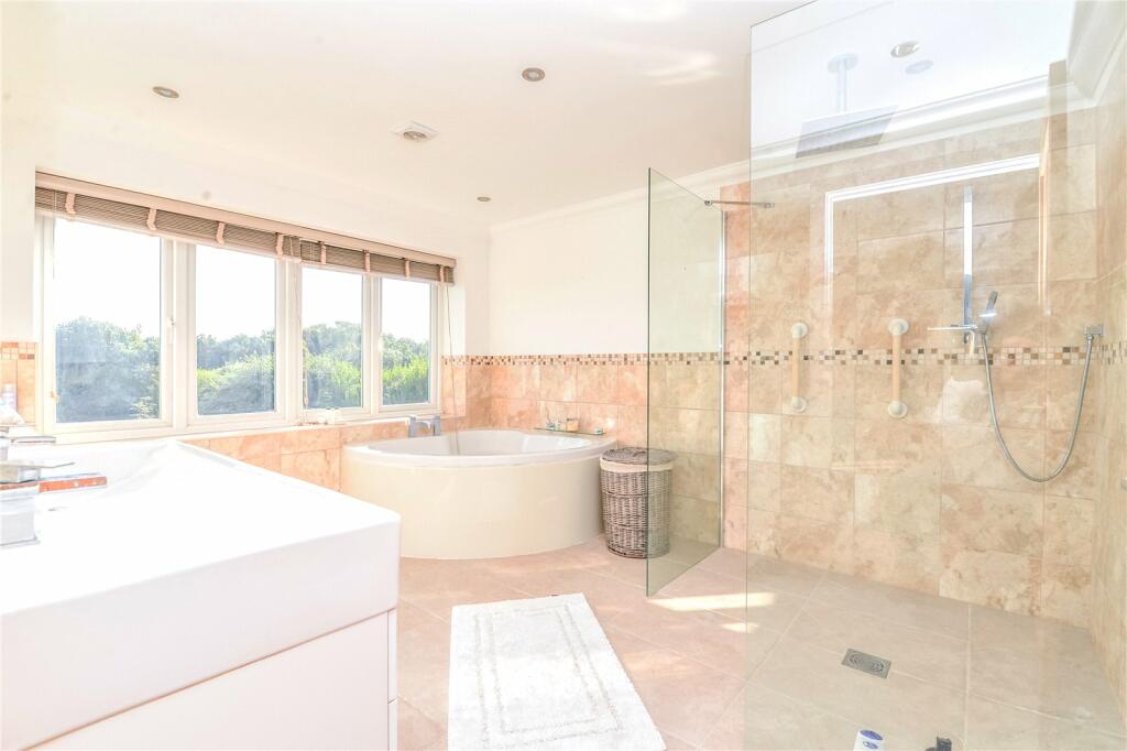 Additional image 9 of Barton Common Road, Barton On Sea, New Milton, Hampshire, BH25