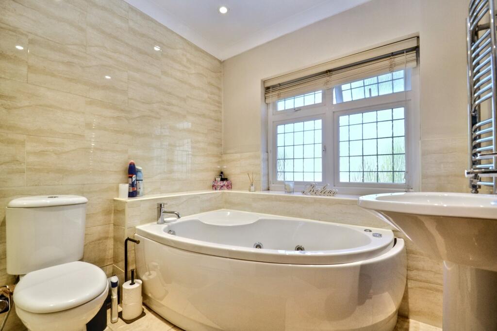 Additional image 25 of Broadstone