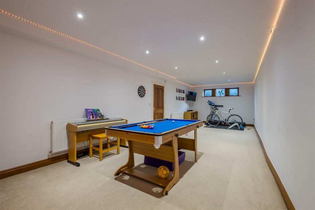 Additional image 11 of Rustless Close, Cleckheaton, BD19 6JU