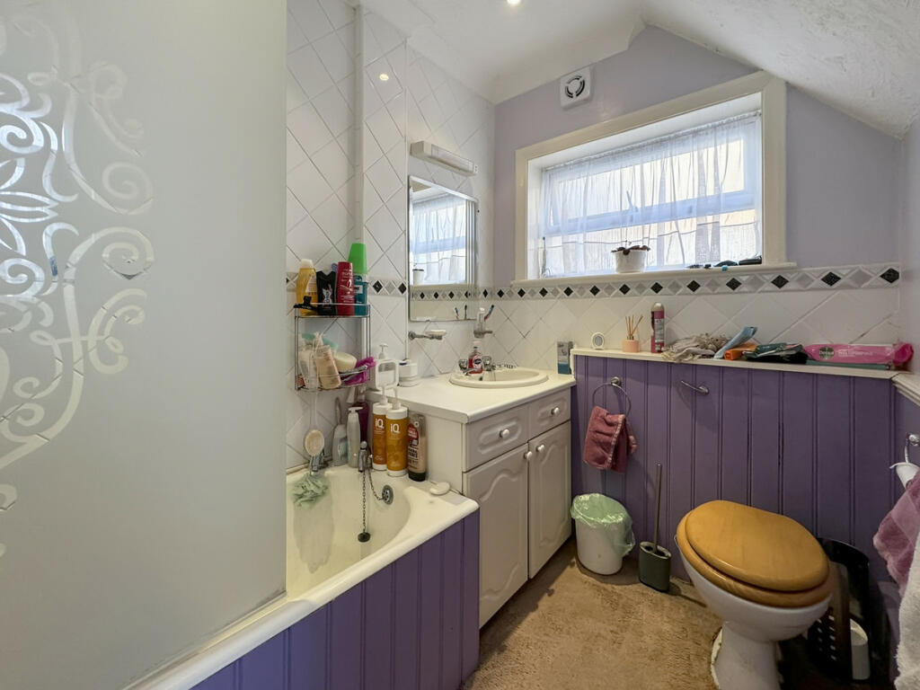 Additional image 9 of Thackeray Road, Worthing, BN14