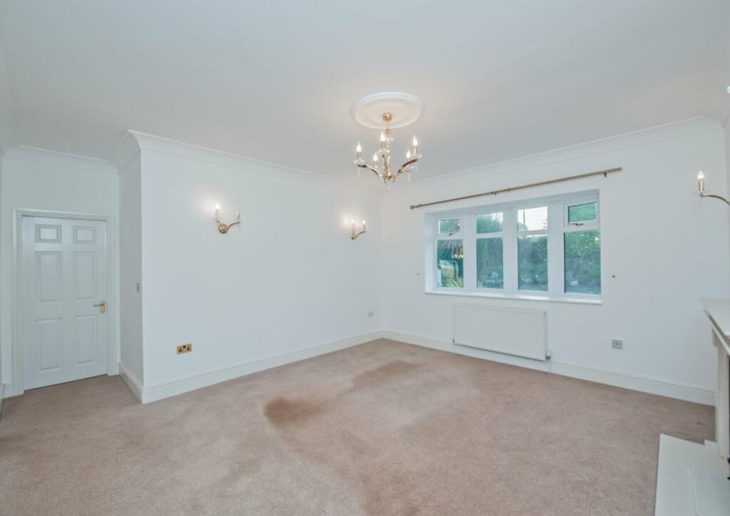 Additional image 33 of Halifax Road, Cleckheaton, BD19