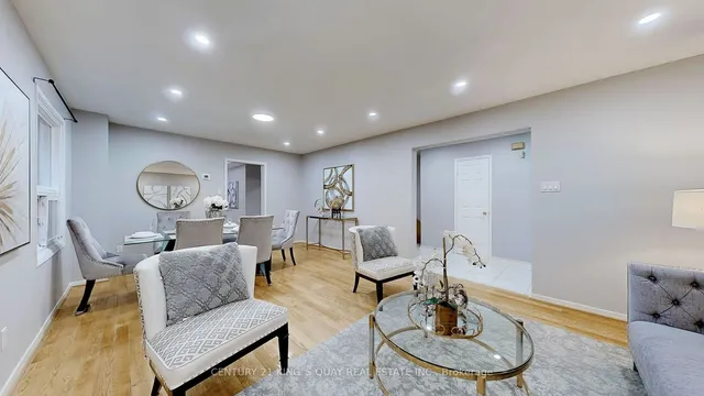 Additional image 4 of 77 Roxanne Cres