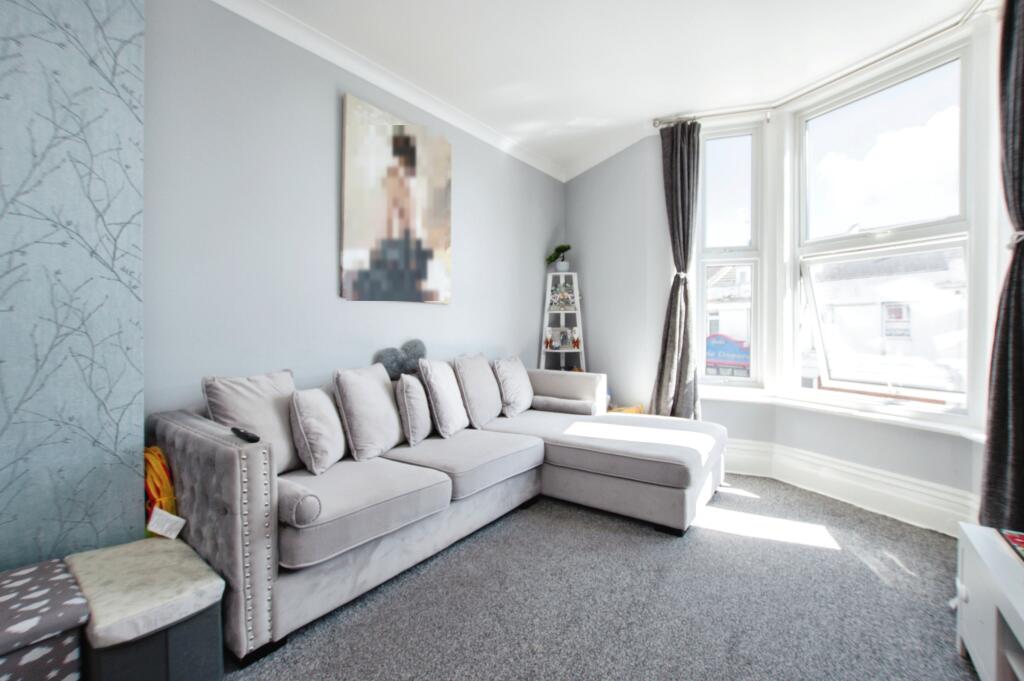 Holdenhurst Road, Bournemouth, Dorset, BH8